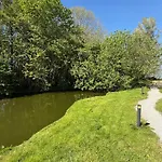 Fox At Owlet Hideaway - With Hot Tub, Near *